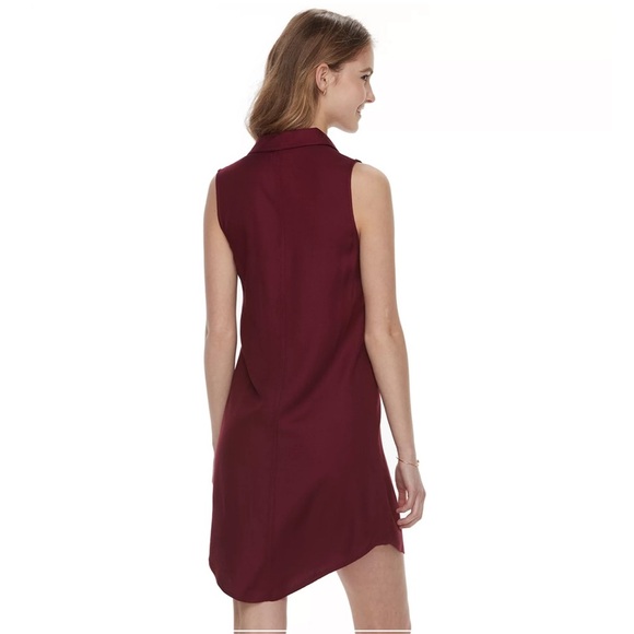 SO Burgundy Lace-Up Collared Sleeveless Dress - Picture 2 of 7